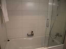 Lush Apartment With spa