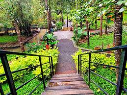 kolaahalam Mainland Resorts and Spa