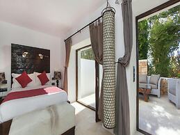 Holiday Home With Barbecue Space