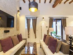 Holiday Home With Barbecue Space