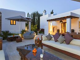 Holiday Home With Barbecue Space