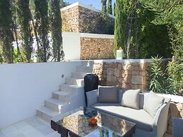 Holiday Home With Barbecue Space