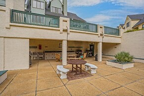 608 New Haven - Resort Access Included! Great North Island Location!