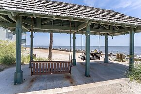 608 New Haven - Resort Access Included! Great North Island Location!