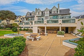 608 New Haven - Resort Access Included! Great North Island Location!