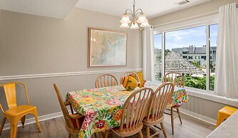 608 New Haven - Resort Access Included! Great North Island Location!