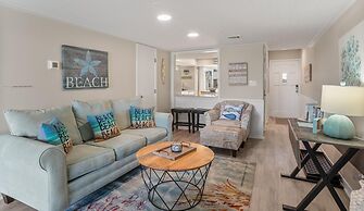 608 New Haven - Resort Access Included! Great North Island Location!