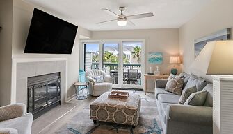 608 New Haven - Resort Access Included! Great North Island Location!