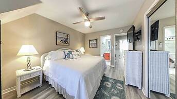 608 New Haven - Resort Access Included! Great North Island Location!