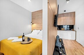 Lumina stylish apart with balcony