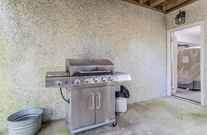 18 Fiddlers Cove Dr - 5 Bed/4 Bath w/ Resort Access & Golf Cart!