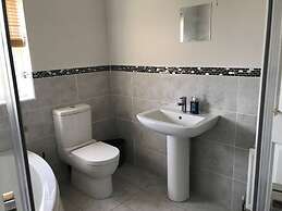 Portrush - 3 Bed - 2 Bath - Parking - Pet Friendly