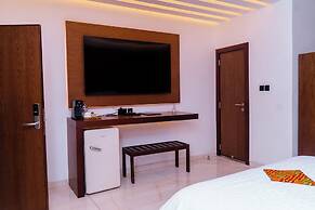 Tchetche Hotel & Restaurant