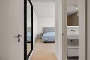 Hillside Flat With Pool in Palo Alto - Ref M49