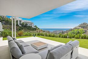 Hillside Flat With Pool in Palo Alto - Ref M49