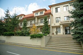 Kharıbulbul Hotel