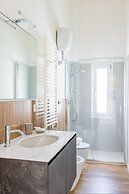 Sunny Panoramic Apartment by Napoliapartments