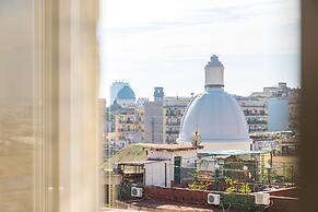 Sunny Panoramic Apartment by Napoliapartments