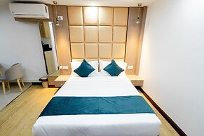 SRK Service Apartment And Hotel