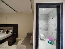 HOTEL KUSUM PALACE