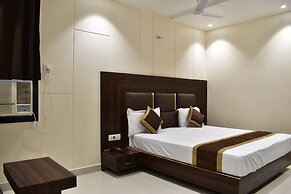HOTEL KUSUM PALACE
