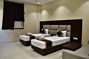HOTEL KUSUM PALACE