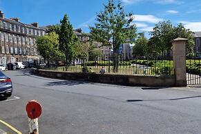 Gardner's Crescent City Apartment