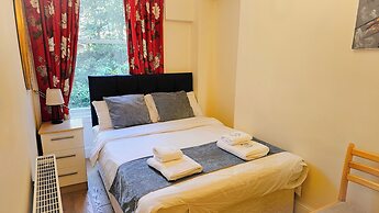 Gardner's Crescent City Apartment