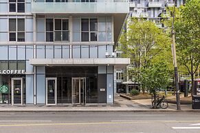Toronto Union Suites