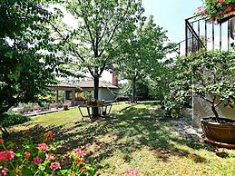 Charming Holiday Home With Terrace and Garden - One Bedroom Holiday Ho