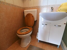 Charming Holiday Home With Terrace and Garden - One Bedroom Holiday Ho