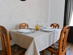 Charming Holiday Home With Terrace and Garden - One Bedroom Holiday Ho