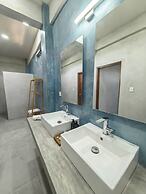 LaFamilia Casa and Suites