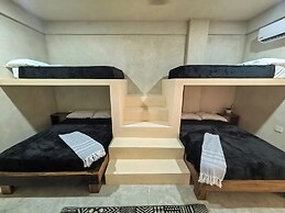 LaFamilia Casa and Suites