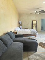 LaFamilia Casa and Suites