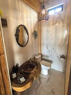 LaFamilia Casa and Suites