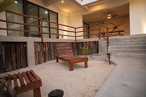 LaFamilia Casa and Suites