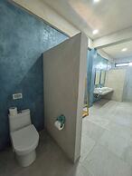 LaFamilia Casa and Suites