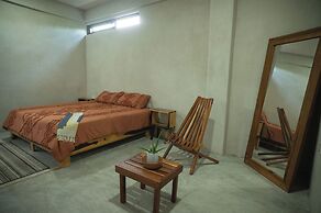 LaFamilia Casa and Suites