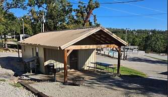 Kellers Kove Cabin and RV Resort