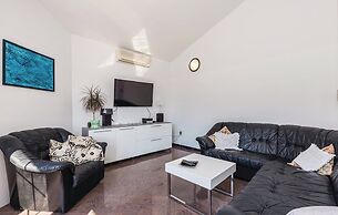 Charming Villa Antonija