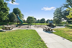 Cherokee Park Family Escape