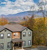 Sleeps 22, 9bdr Theater, Hot Tub, Game Table & Views Greene Mountain L