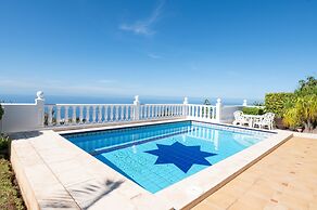 Charming Getaway in El Sauzal Enjoy Comfort Nature and a Private Pool
