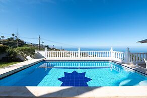 Charming Getaway in El Sauzal Enjoy Comfort Nature and a Private Pool