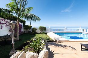 Charming Getaway in El Sauzal Enjoy Comfort Nature and a Private Pool