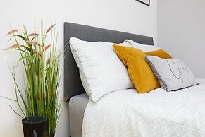 Derby City 3 Bed House- Roof Terrace