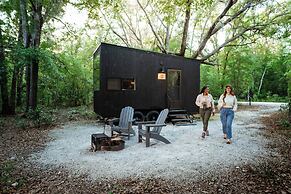 Postcard Cabins The Thumb