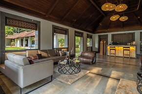 Amã Stays & Trails Mangirish Farmhouse, Alur, Bengaluru