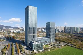 Crowne Plaza Jingmen by IHG